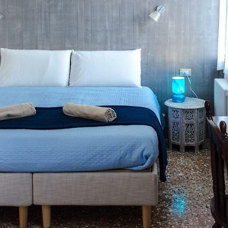 Appartamento Azzurro Two Bathrooms Венеція Екстер'єр фото